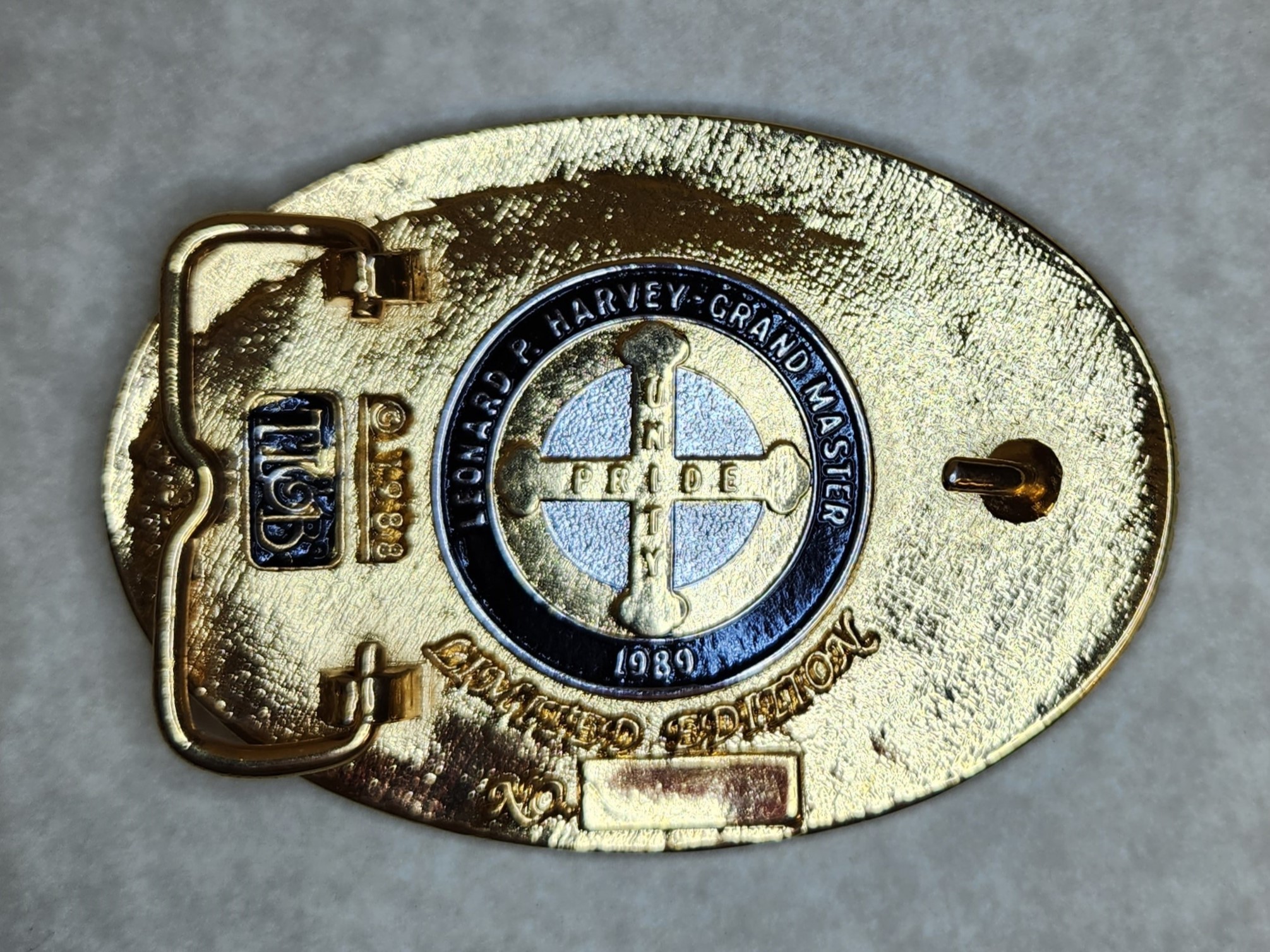 [Buckle Pic Missing] (Click here)
